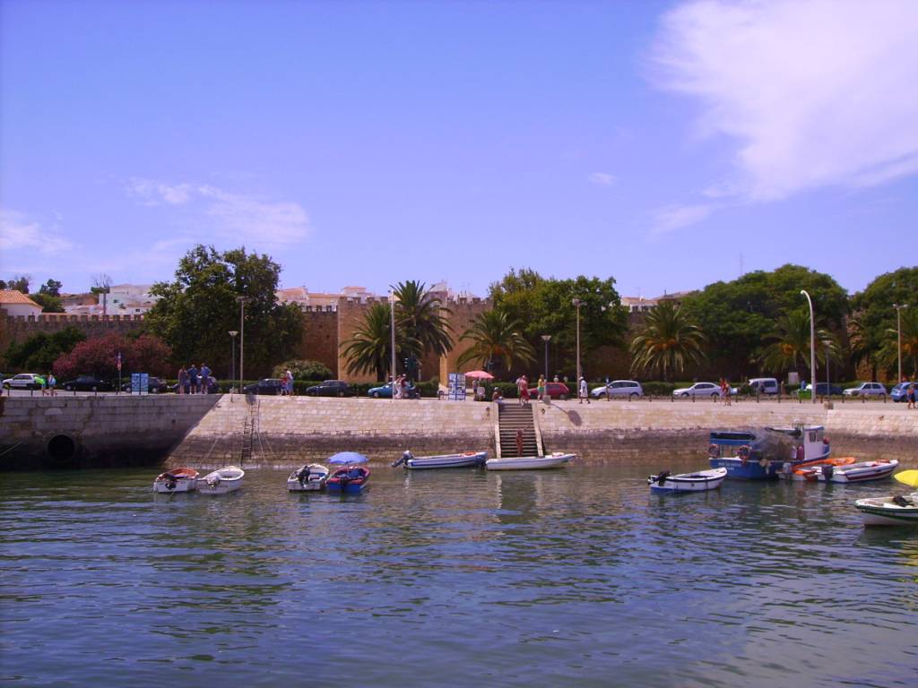 Lagos Paseo Maritimo Barcas