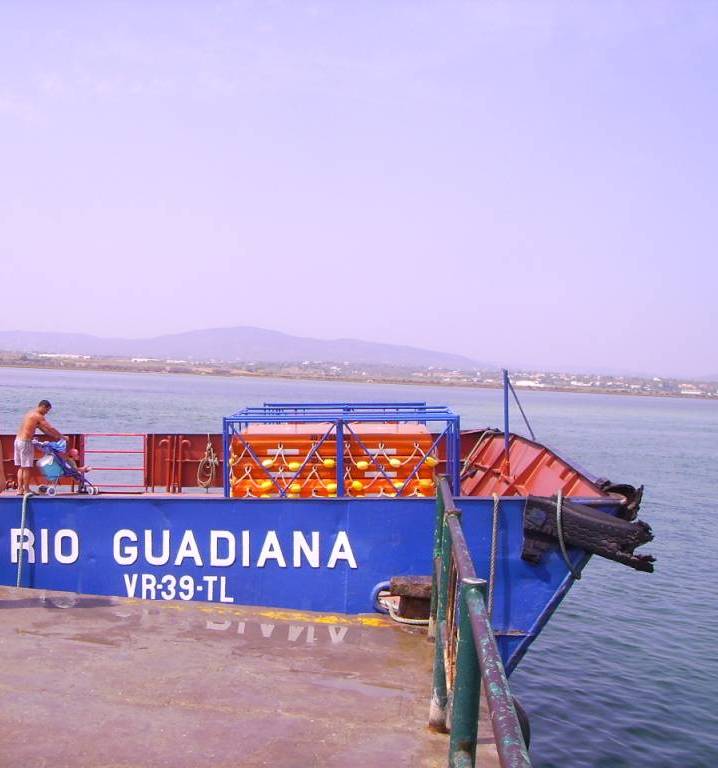 Olhao Isla De Armona Barco Rio Guadiana